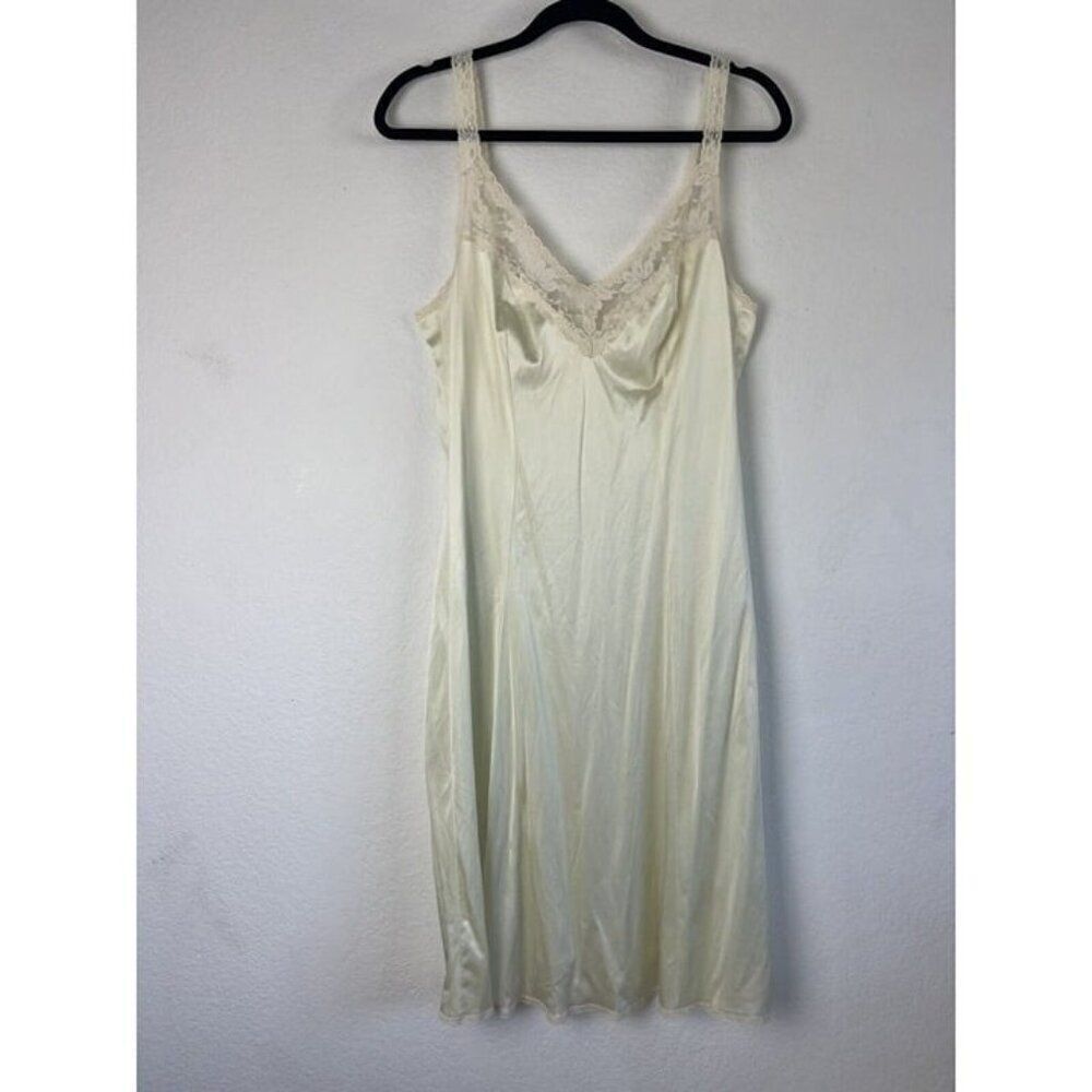 Maidenform Vintage Something Special Nylon Full Slip Size 36 Yellow Sissy Lace